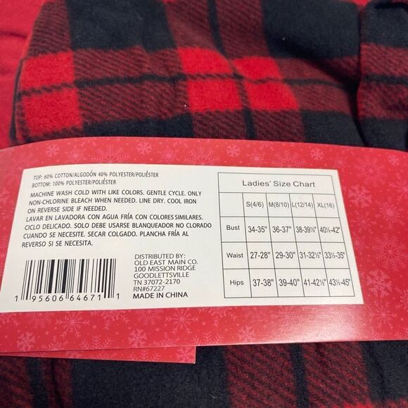 HOLIDAY STYLE  3 Women’s Pajama Sets Gray Red And Black Plaid Sizes‎  S L and XL - Picture 8 of 8